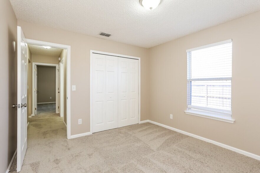 Building Photo - 3349 Citation Dr