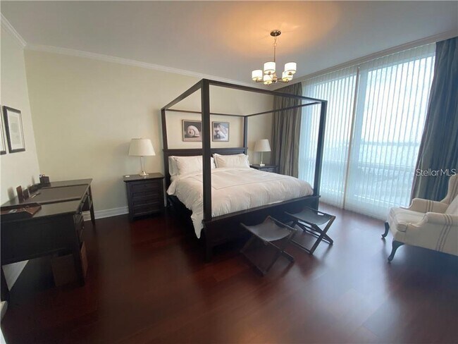 Building Photo - 331 Cleveland St