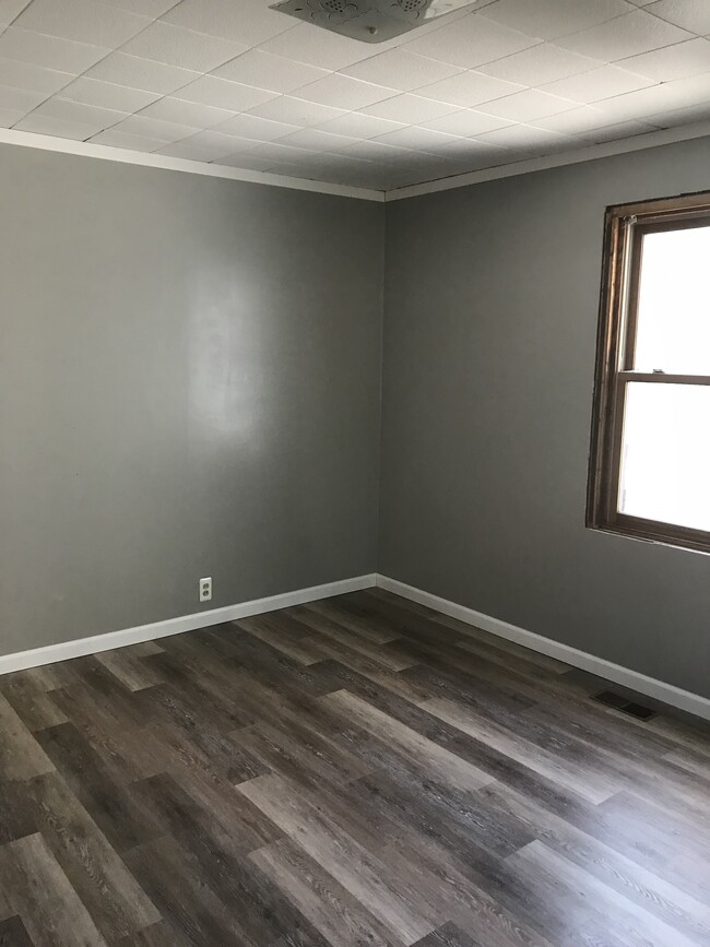 Bedroom 3 - View 1 - 340 Oakhill Ave