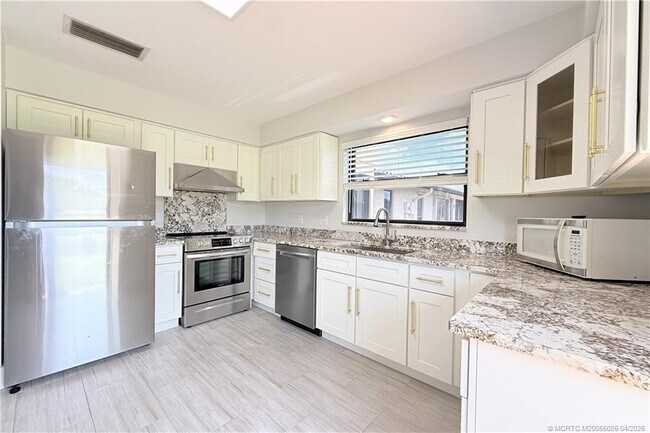 Building Photo - 3505 SW Quail Meadow Trail