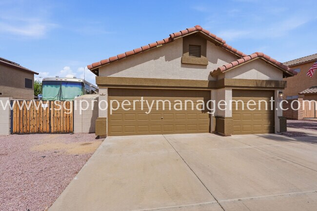 Building Photo - 13178 W Rimrock St