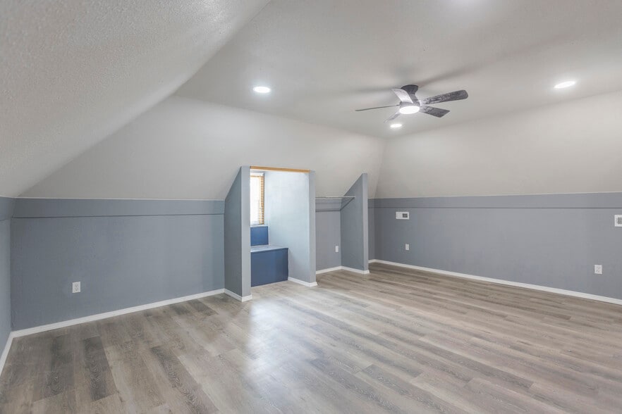 Bedroom 4/Loft - 1014 S Chester St