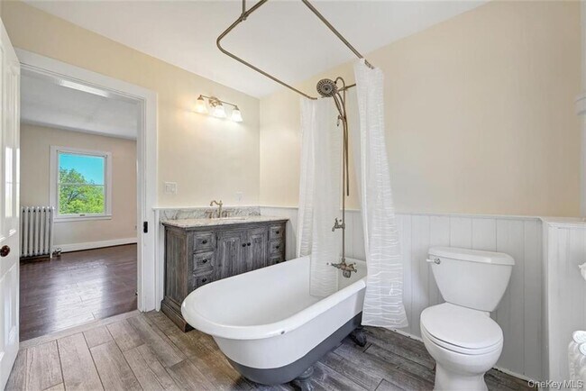 Building Photo - 7 Schunnemunk Rd