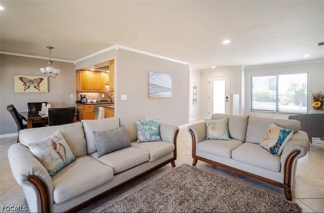 Building Photo - 203 SE 43rd Terrace