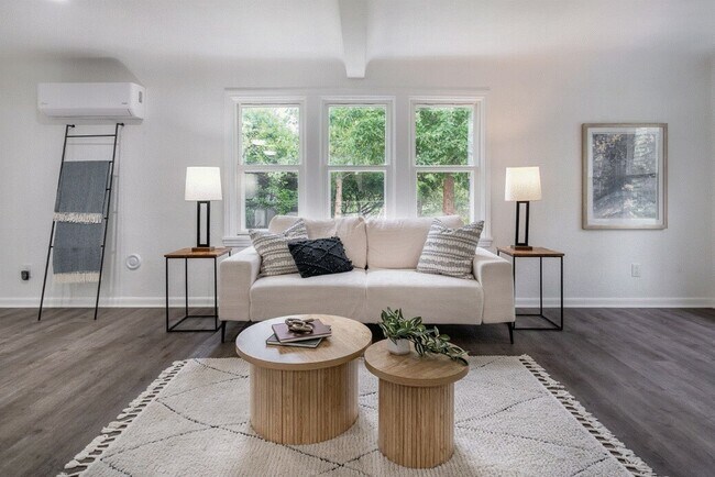 Building Photo - 14244 29th Ave S