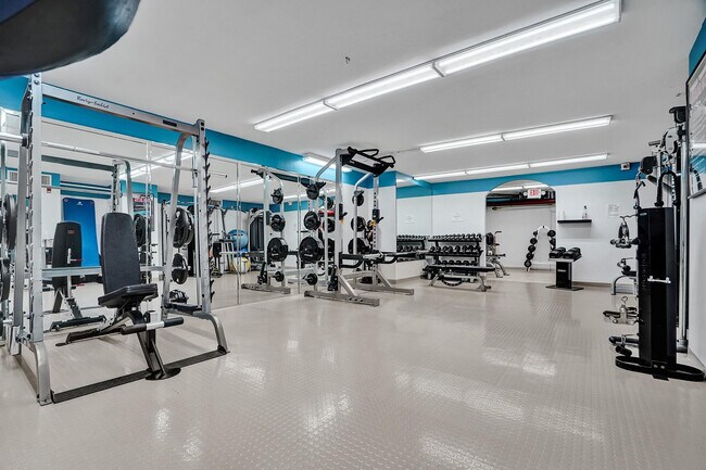 Building Photo - 4100 Galt Ocean Dr