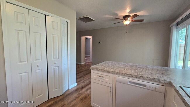 Building Photo - 1535 Mango Tree Dr