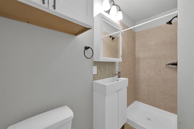 Building Photo - 3391 Arapaho Cir