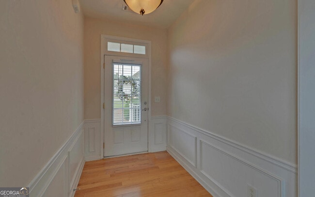 Building Photo - 6218 Azalea Way