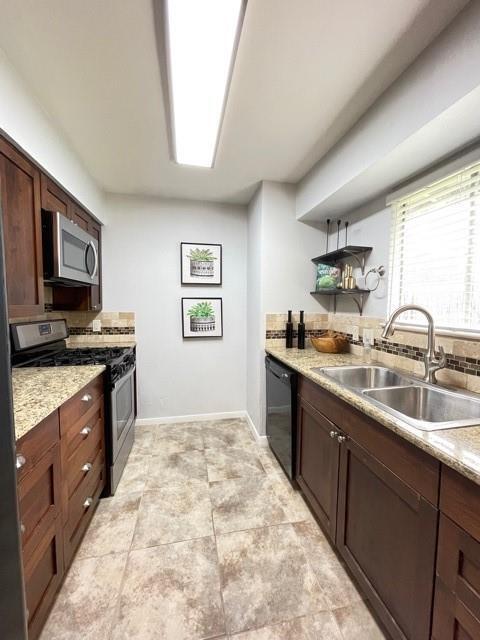 Building Photo - 2610 Carlow Dr