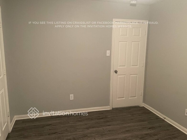 Building Photo - 3335 Fiorella Way