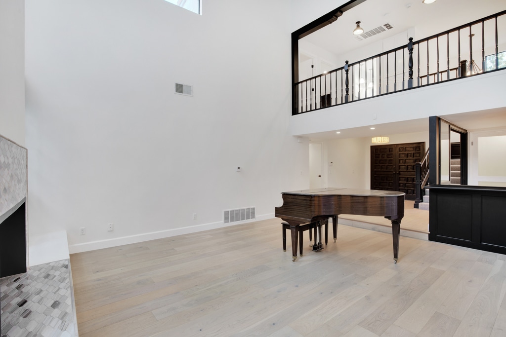 Building Photo - 23450 Park Hermosa