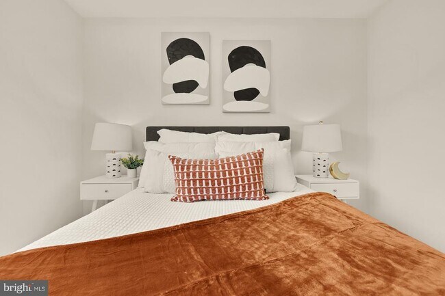 Building Photo - 2610 41st St NW