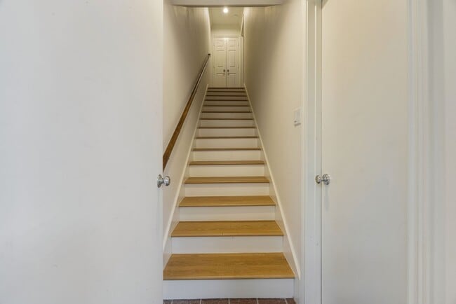 Building Photo - 3216 Rice Boulevard