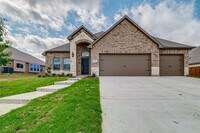 Building Photo - 327 Sweetspire Dr