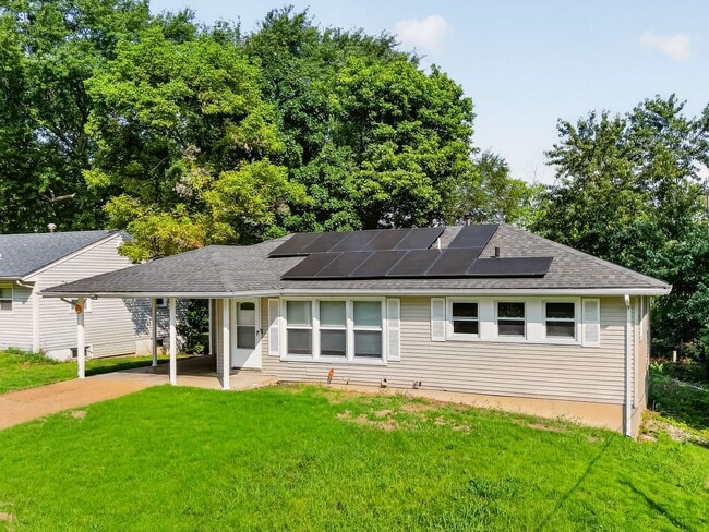 Building Photo - 2059 Wilbert Dr