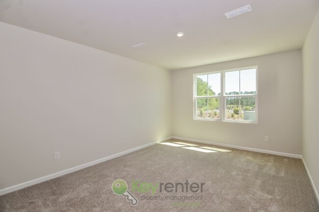 Building Photo - $500 Off 1st Month's Rent! Charming Home - 3 Br/2.5 Bath, Pet-Friendly in Calabash. Easy access t...