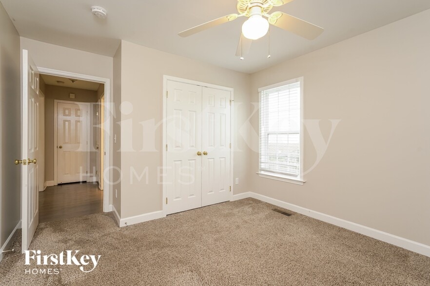 Building Photo - 4767 Audrey Dr