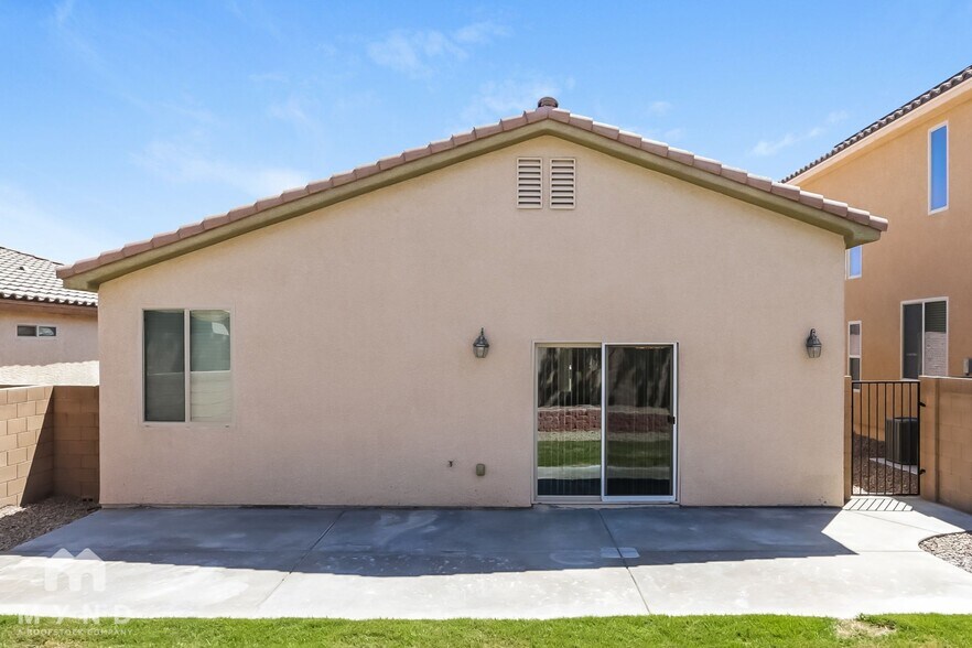 Building Photo - 699 Bridgeford Ct