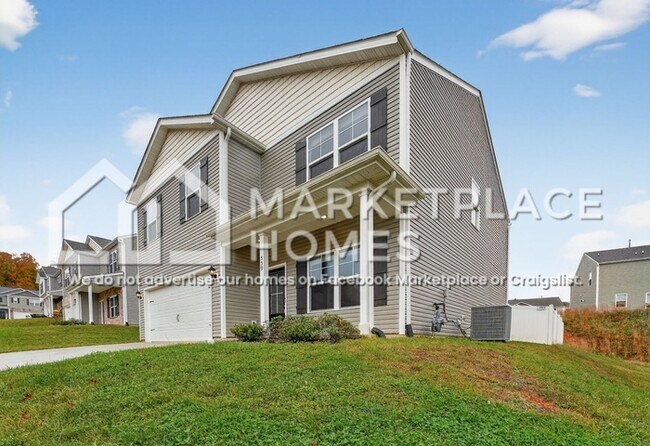 Primary Photo - 559 Cliff St