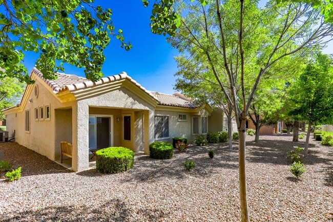Building Photo - 55+ Age Restricted Sun City Summerlin  @ B...