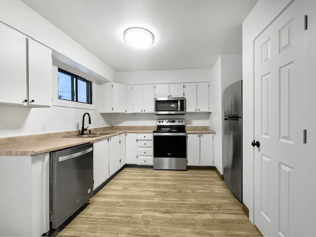 Building Photo - 1225 Karluk St