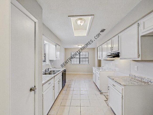 Building Photo - 509 Gamble Rd