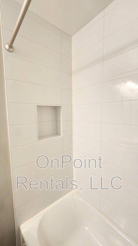 Building Photo - 7873 Syracuse St