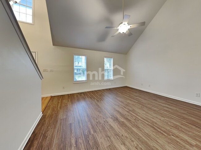 Building Photo - 148 Danesway Dr