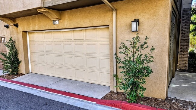 Building Photo - CIELO DR RANCHO CUCAMONGA 91739 (3 BED / 3.5 BATH)