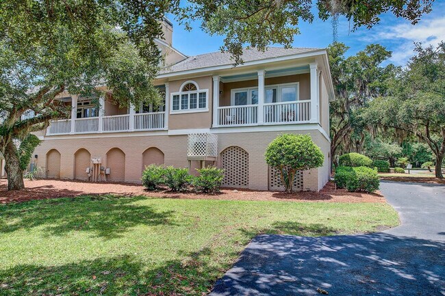 Building Photo - 723 Bonnyneck Dr