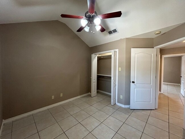 Building Photo - 9804 Cantera Ct