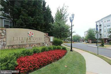 Building Photo - 1645 International Dr