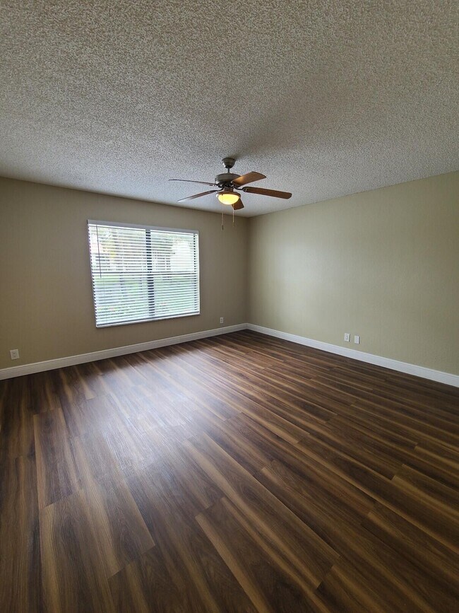 Building Photo - 1640 Windorah Way