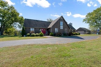 Building Photo - 5277 Bristow Rd