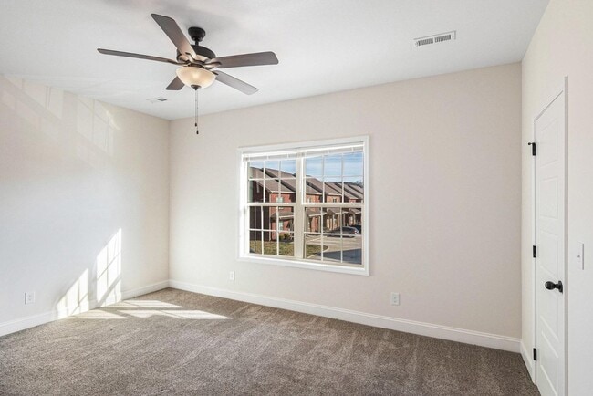 Building Photo - 550 Peachers Mill Rd