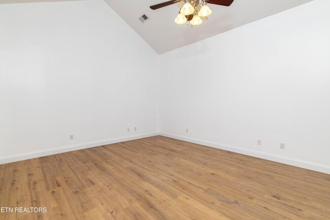 Building Photo - 7037 Wakan Ln