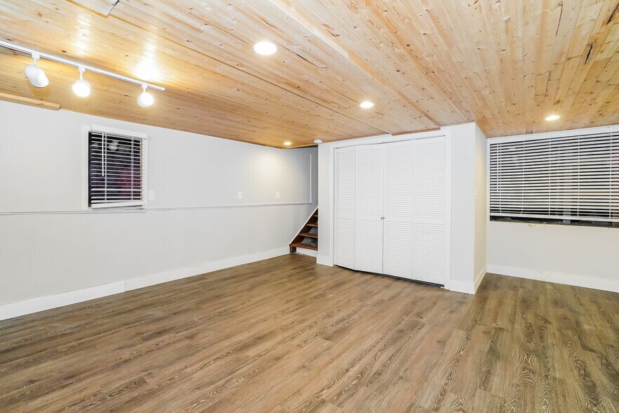 Building Photo - 5121 Tyler Henry Dr