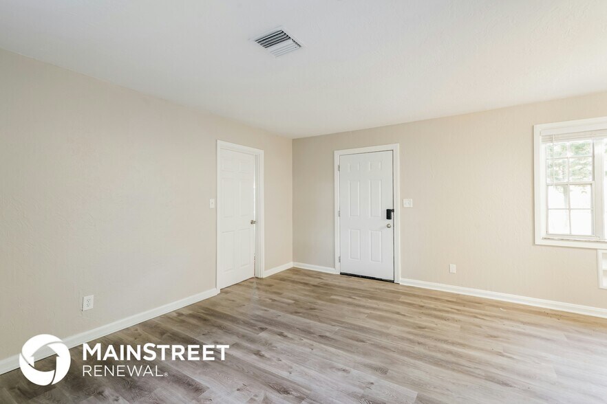 Building Photo - 1524 W River Shore Way