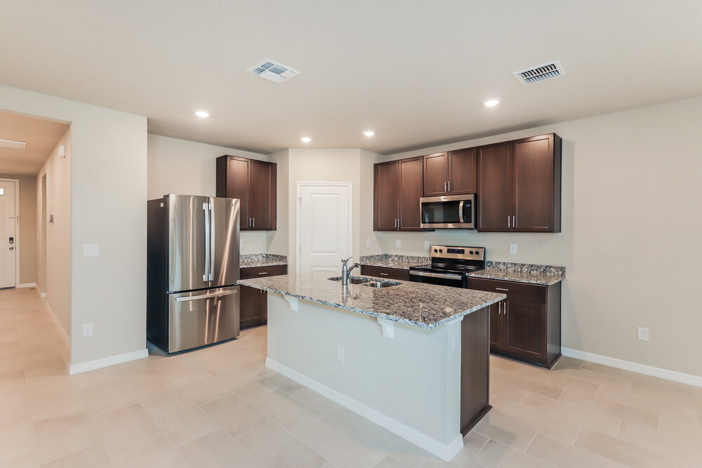 Building Photo - 38955 Harlow Rose Dr