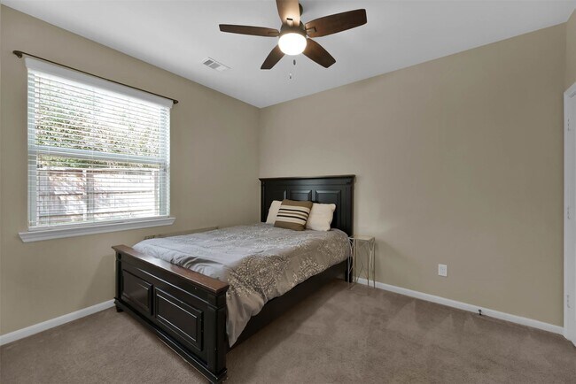 Building Photo - 210 Cheswood Forest Pl