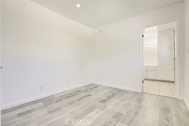 Building Photo - 6011 Bellaire Ave