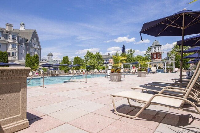 Building Photo - 1321 Round Pointe Dr