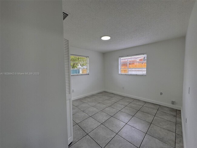 Building Photo - 3630 SW 87th Ave