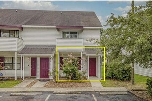 Building Photo - 209 Cedar St