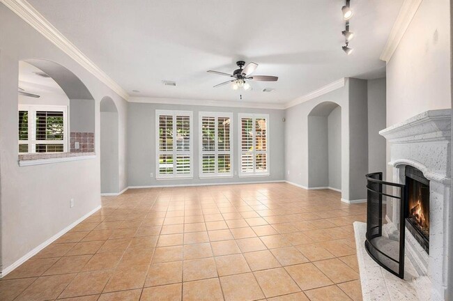 Building Photo - Spinnaker Bay Lane, Pearland, TX 77584 - 5...