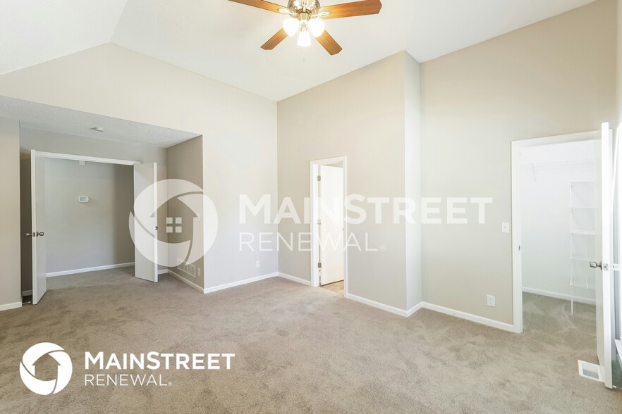 Building Photo - 8029 W 149th St