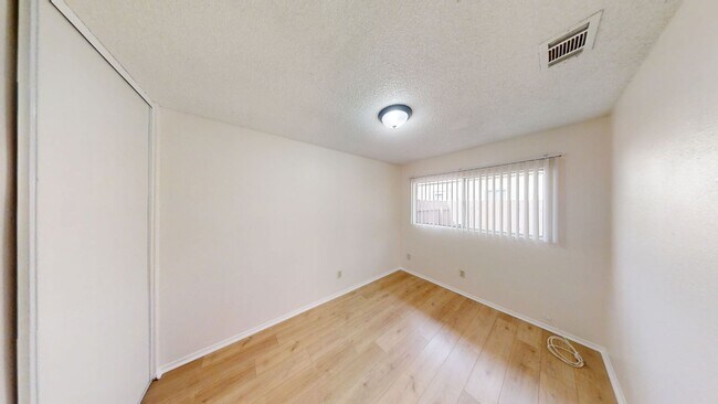 Building Photo - 1115 Tribune St