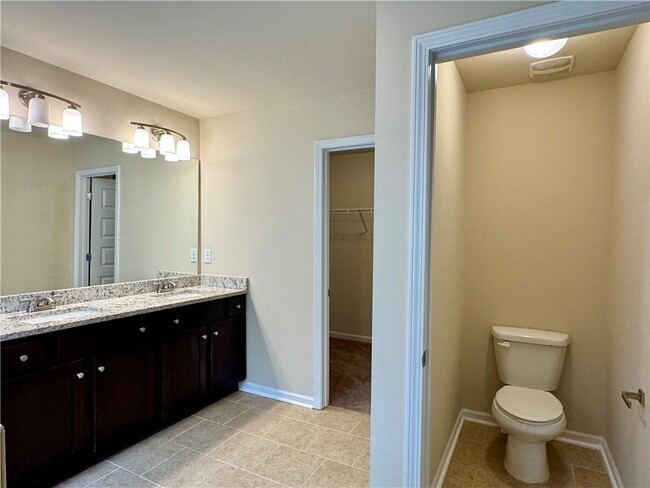 Building Photo - 2961 Township Glen Ln