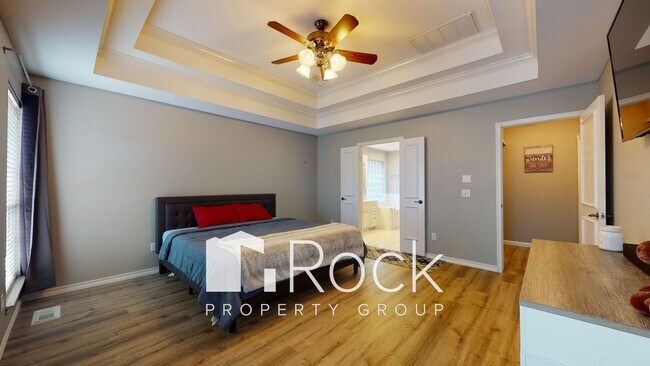 Building Photo - Need space? Take a look at this 4 Bedroom/4.5 Bathroom Home in SW Edmond! *HALF OFF 1st Month's R...